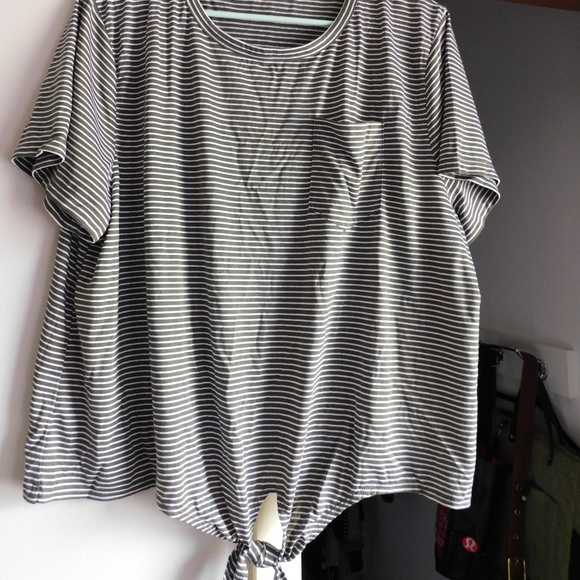 J. Crew Tops - NWOT Tie Front Striped t-shirt
